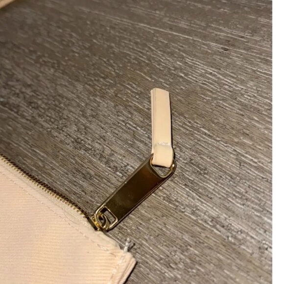 Burberry Logo Canvas Wristlet Clutch – Cream – Made in England – Brand New - Picture 6 of 8